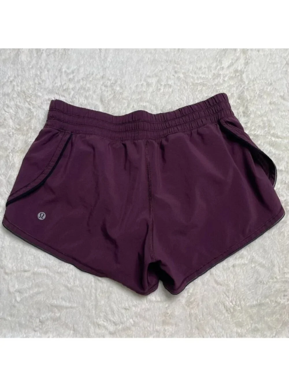 Lululemon Hotty Hot Shorts Size 4 Purple Lined Running Athletic Workout - Picture 1 of 7